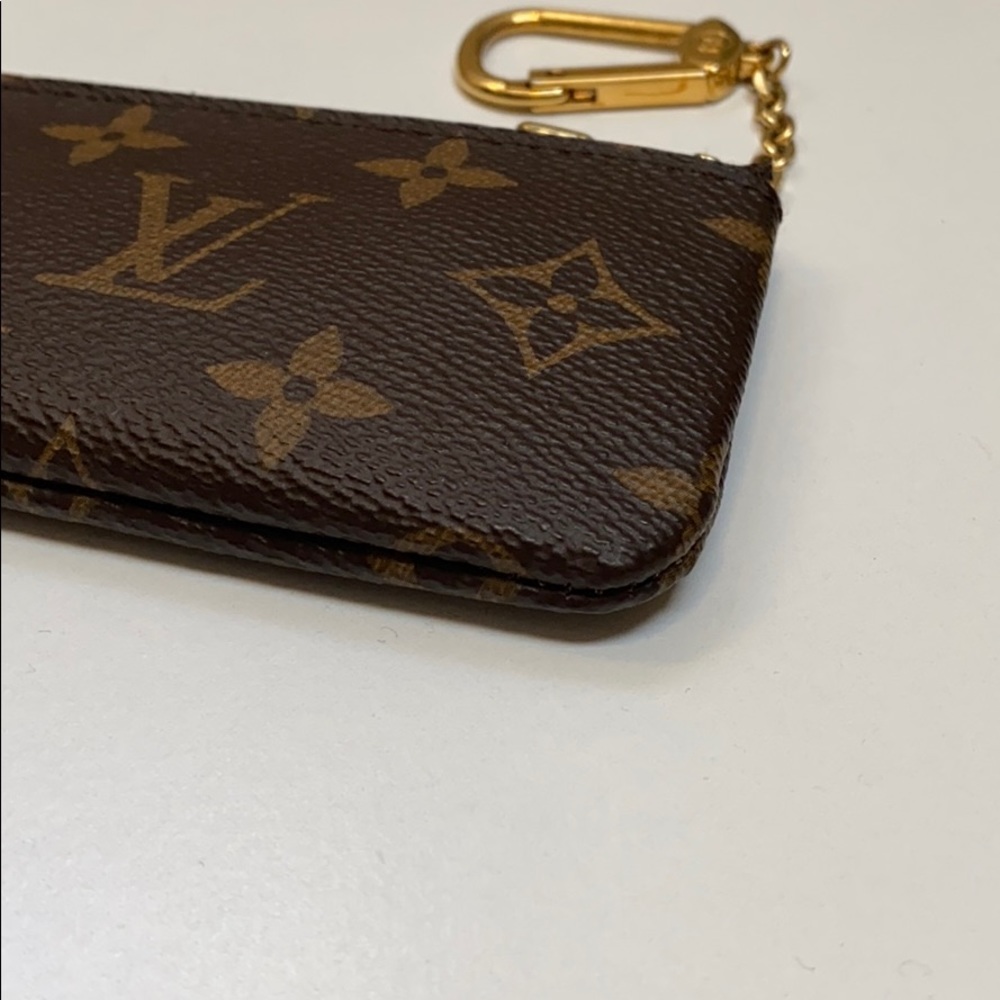 ❌Authentic Louis Vuitton Monogram Key Pouch Cles - Picture 4 of 11